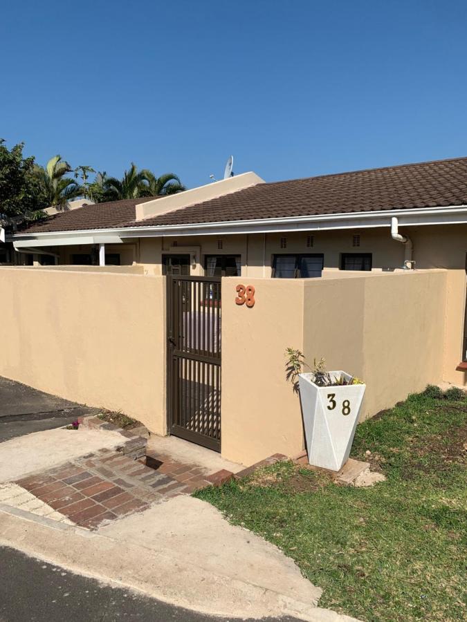 Sole'S Leap Villa Scottburgh Buitenkant foto